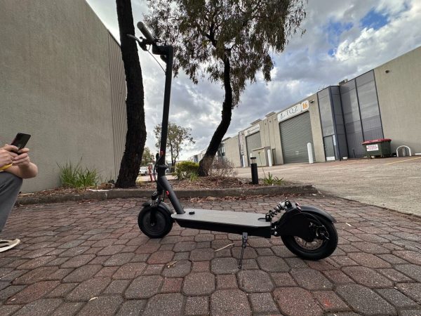 New 2023 Electric Scooter 1100W 45km/h 100km Range GPS track Google & Apple map - Image 2