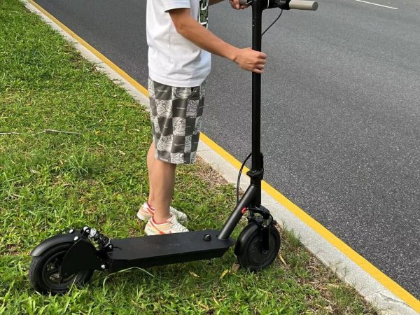 New 2023 Electric Scooter 1100W 45km/h 100km Range GPS track Google & Apple map - Image 13