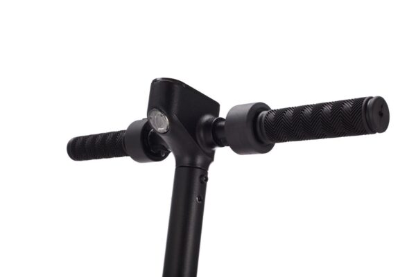 New Microgo M8 Electric Scooter 250w Stock Clearance - Image 3